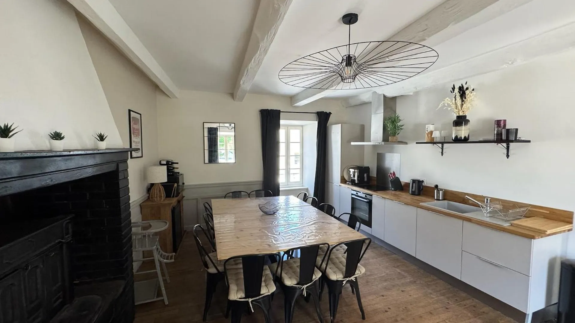 بيت للعطل Magnifique Gite 4 A 10 Personnes Nages فرنسا